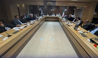 حضور شهردار رشت در کمیسیون حمل و نقل، عمران و ترافیک شهری به منظور برنامه‌ریزی اجرایی روکش آسفالت در سطح شهر
